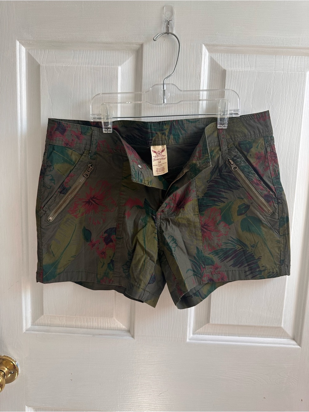 Faded Glory Olive Green Floral Zip-Pocket Shorts